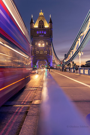 bus tower bridge copy (2)