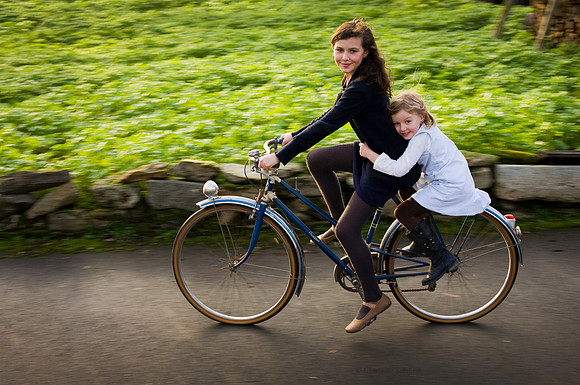 les filles à vélo - Copy