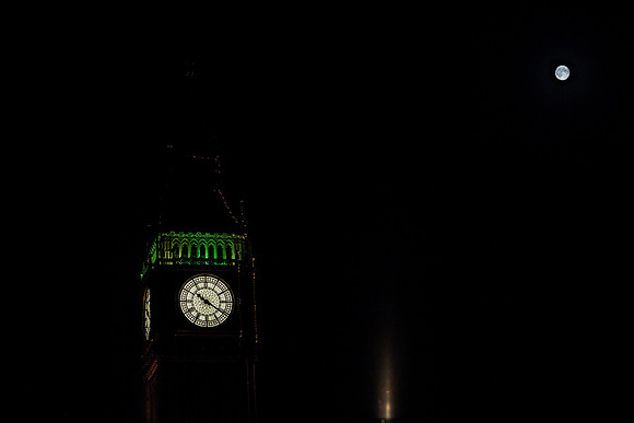 moon 017 as Smart Object-2